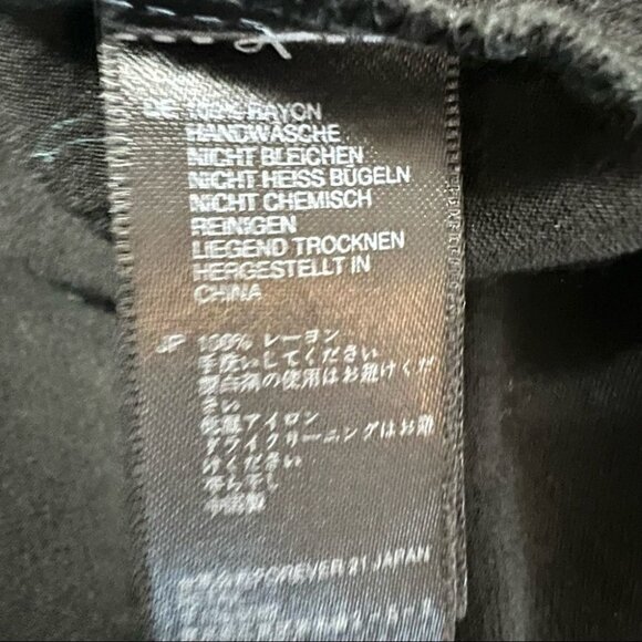 FOREVER 21 Floral Embroidered Tunic Top Size Small Bohemian - Picture 7 of 8